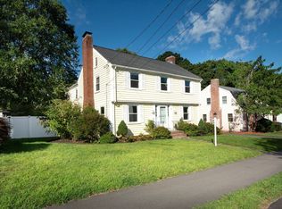 88 Elm St, Milton, MA 02186