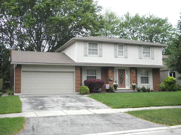 44 Spencer Cres, London, ON N5X 2K6