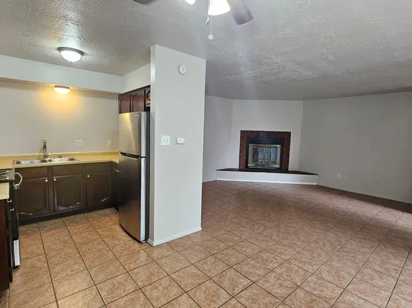 11324 Prospect Ave NE #A-d, Albuquerque, NM 87112
