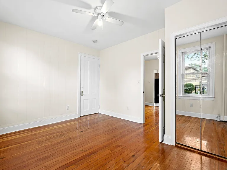 294 Clerk St #1 — Photo 15