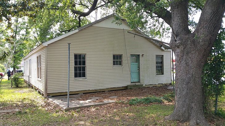 2nd image of 4890 Buffalo Ave