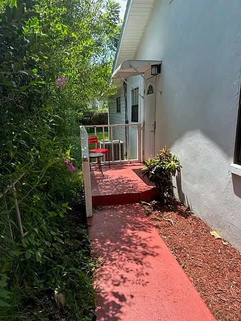 13 South Palmway Avenue - A — Photo 3
