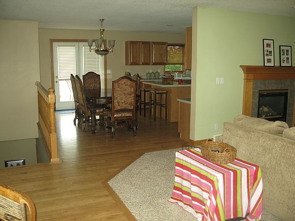 940 ne 134th 002_08062014