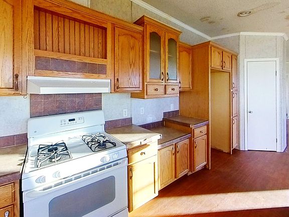 5th image of 208 Summit Ave