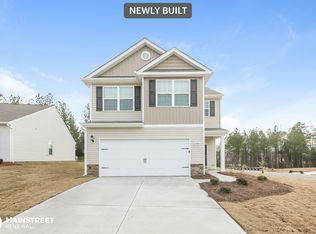 8704 Highgate Dr, Charlotte, NC 28215