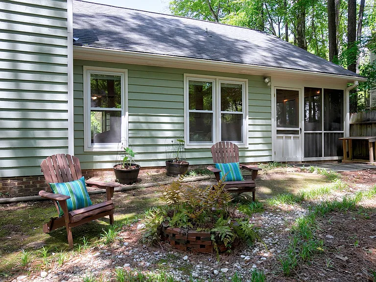 113 Wethersfield Dr — Photo 8