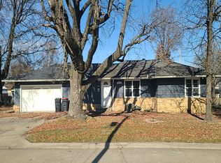 1202 Davis Ave, Springdale, AR 72764