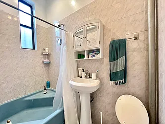 Rented by Nolita Group