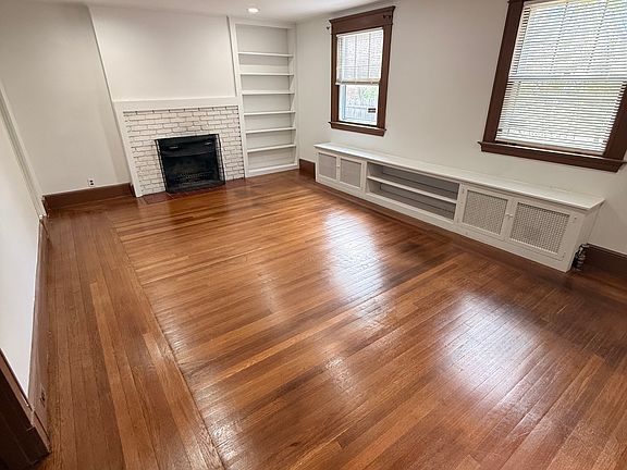 2nd image of 10 Glen Rd
