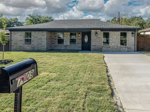 7709 Carlos St, White Settlement, TX 76108