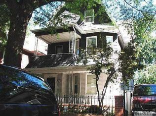 8763 115th St, Richmond Hill, NY 11418