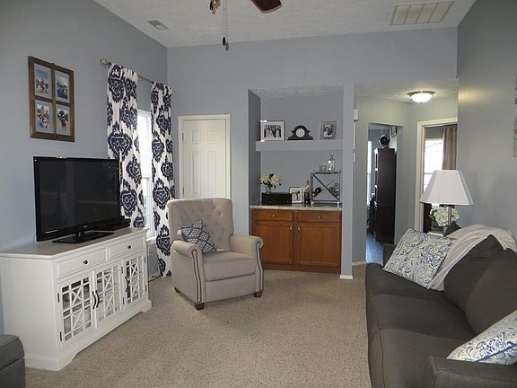 4th image of 2625 Wisteria Gdns