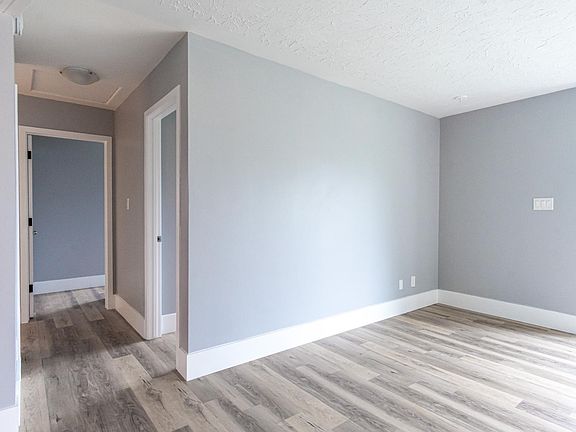 2nd image of 16105 108th Ave NW