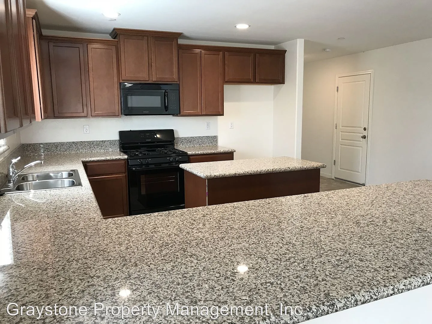422 San Luis Obispo St photo 1