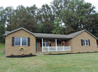 1704 Zutavern Church Rd NW, Bolivar, OH 44612
