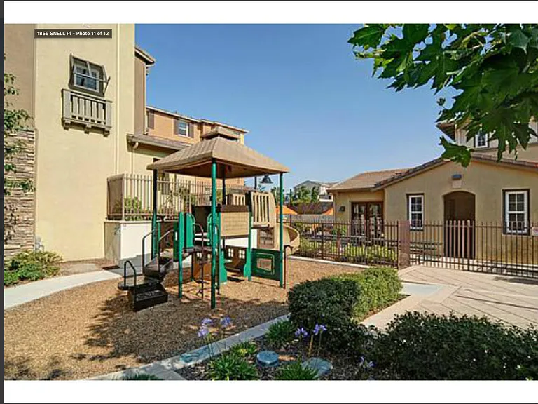 1856 Snell Pl — Photo 10