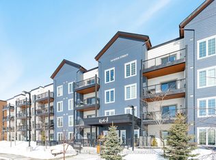 54 Koda St #207, Barrie, ON L9J 0H7