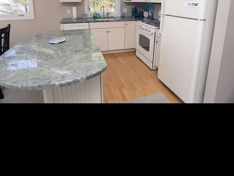 4455 N Lakeshore Dr — Photo 34