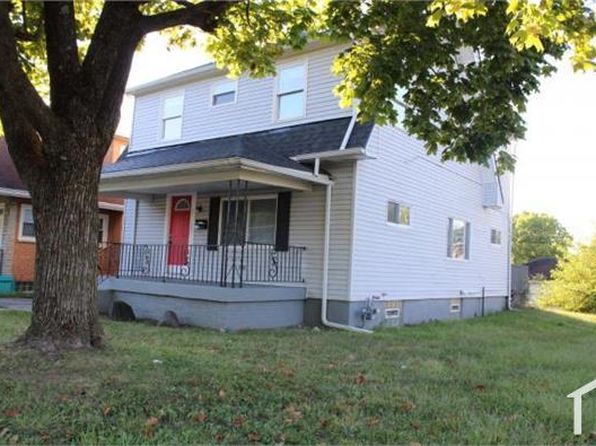 2460 Lakeview Ave