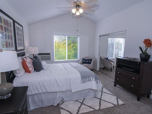 5th image of 27787 Vasona Ct APT 12