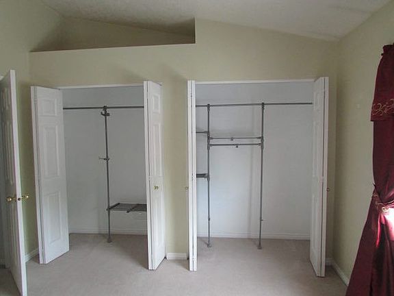 5th image of 2716 S Centerbrook Dr