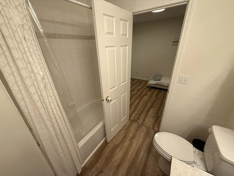 583 Ocean Point Dr — Photo 15