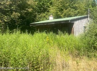 42 Dutchmans Rd, Honesdale, PA 18431