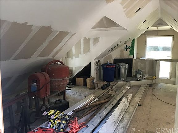 5th image of 39558 Prospect Dr