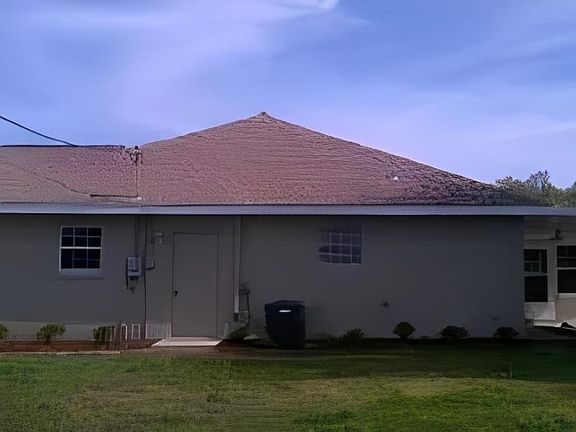 5th image of 676 NE 35th Loop