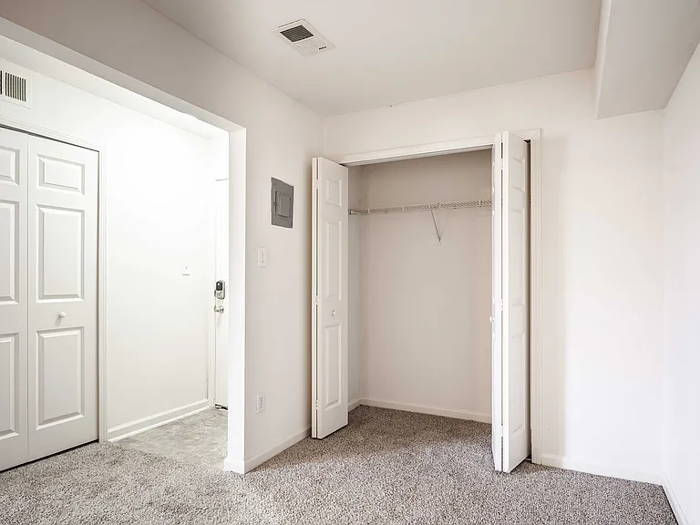 Polo Run Apartments — Photo 29