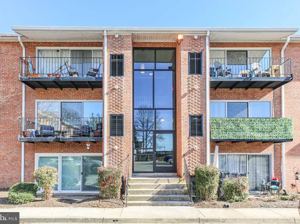 1805C William St #C9, Fredericksburg, VA 22401