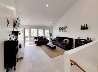 28258 Bern Ln, Lake Arrowhead, CA 92352