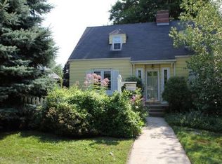 1212 S 4th St, St Charles, IL