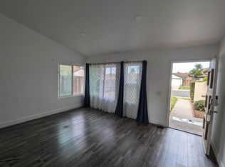 1808 Harvest Ln, Camarillo, CA 93012