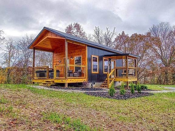 2nd image of 2691 Jessie Rd #4COZYCREEKVILLAGE
