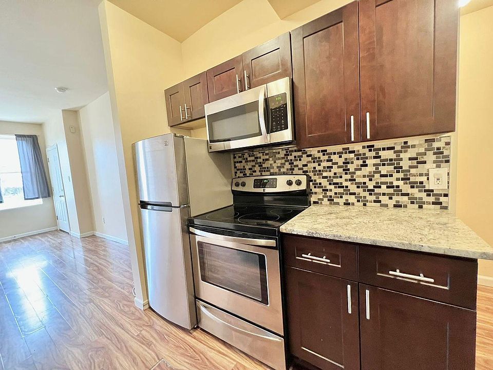 1st image of 1507 W Stiles St #1F