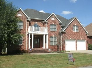 209 E Chloe Ridge Dr, Pikeville, KY 41501