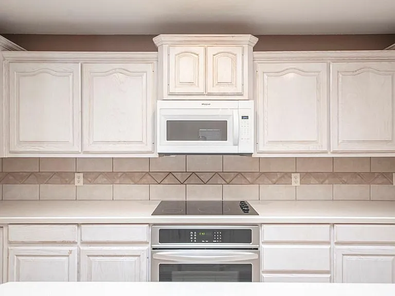 4800 W Wadley Ave — Photo 17