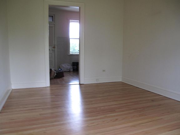 2nd image of 3333 W Berteau Ave APT 3A