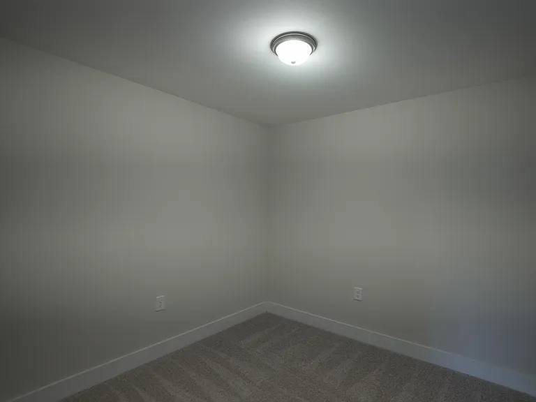 919 Hillman Ln — Photo 36