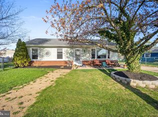 302 Dorset Ave, Croydon, PA