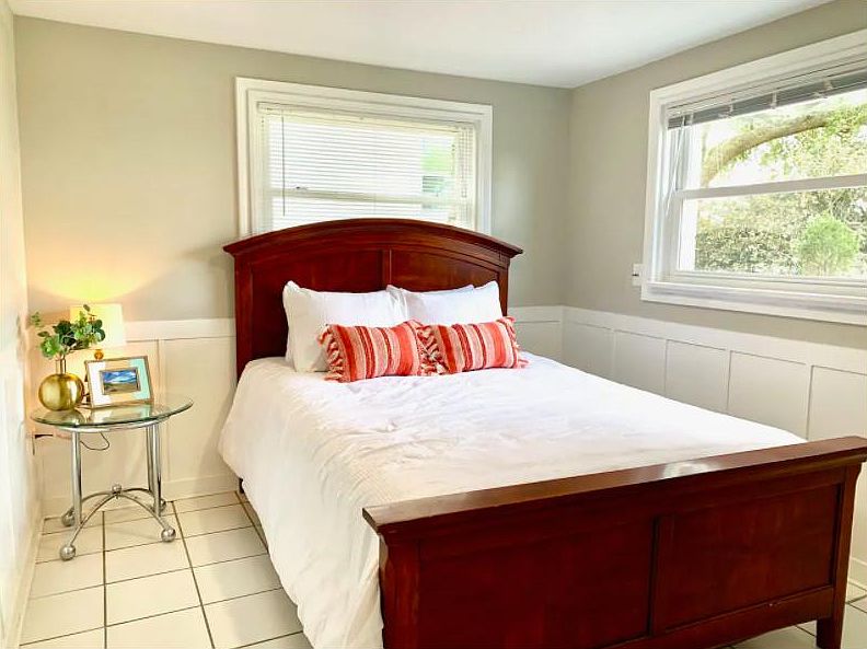 2 bedroom master