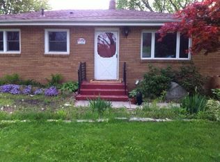 3382 Locust Ln, Saint Joseph, MI 49085