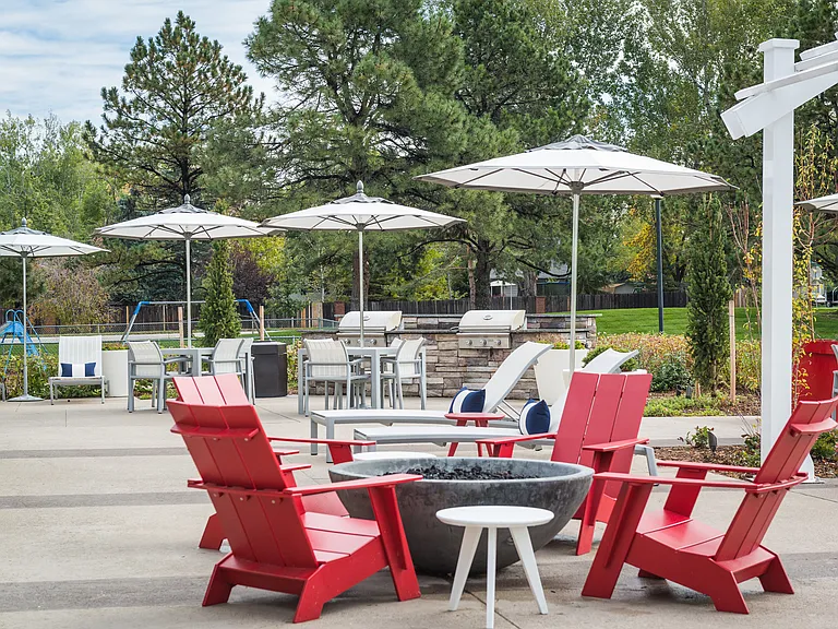 Village Gardens Apartments — Photo 11