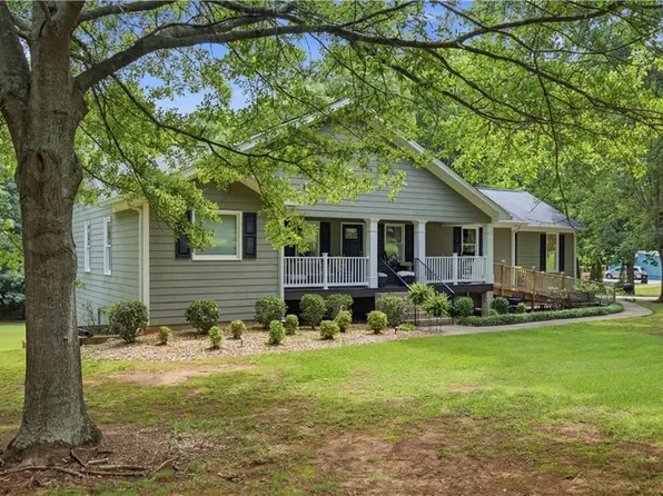 1470 Jackson Dr, Cumming, GA 30040
