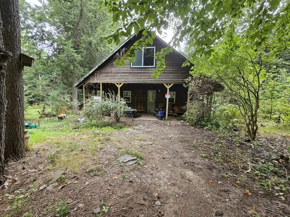 35 Samuels Drive, Canaan, ME 04924