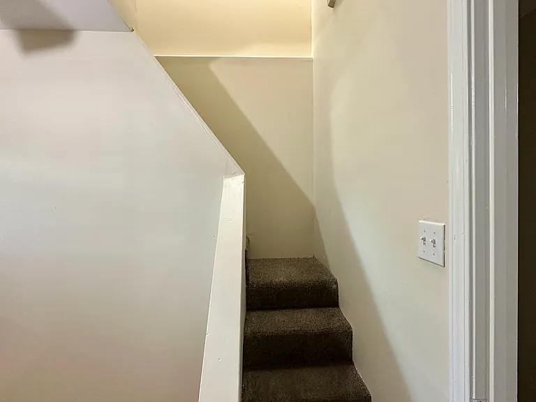 1810 Monroe St — Photo 10