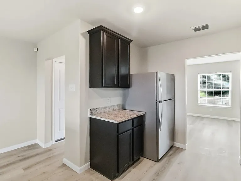 15027 Harbor Lndg — Photo 12