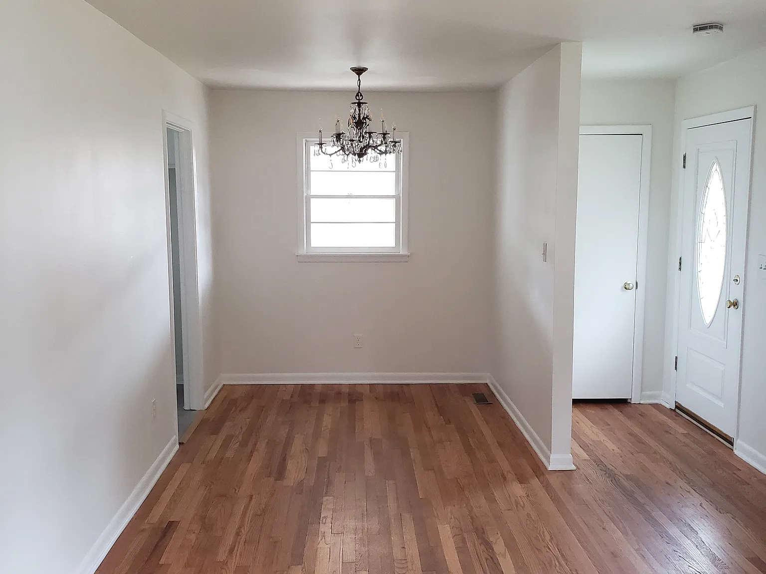 1720 Truman Dr NE — Photo 3