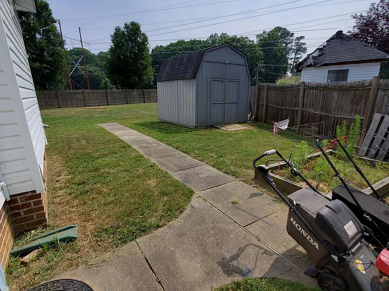 5105 Benjamin Ct — Photo 2